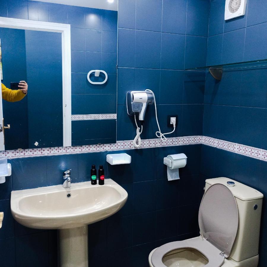 Nouveau Appartement Au Plein Centre Ville En Face Hilton Tanger Luaran gambar