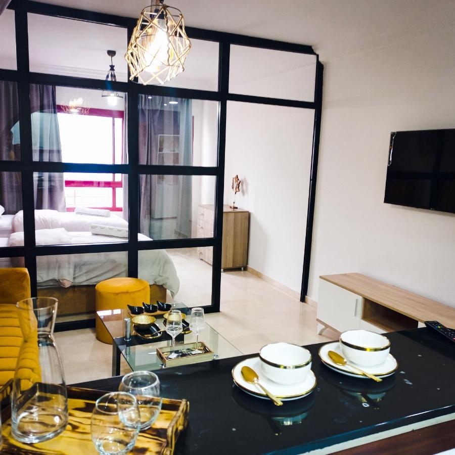 Nouveau Appartement Au Plein Centre Ville En Face Hilton Tanger Luaran gambar