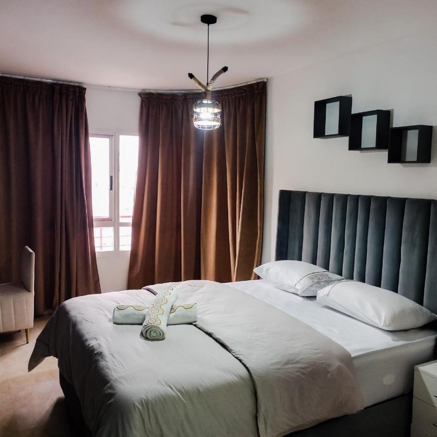 Nouveau Appartement Au Plein Centre Ville En Face Hilton Tanger Luaran gambar